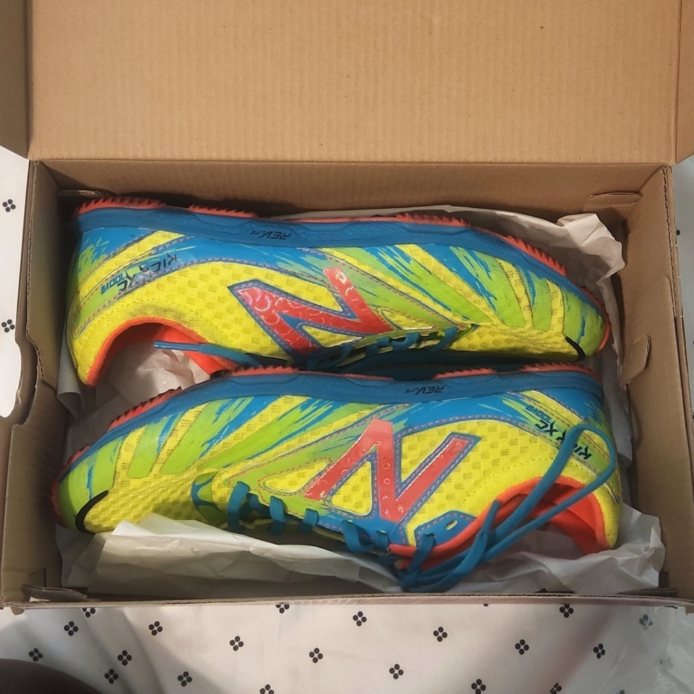 Womens track shoes/spikes